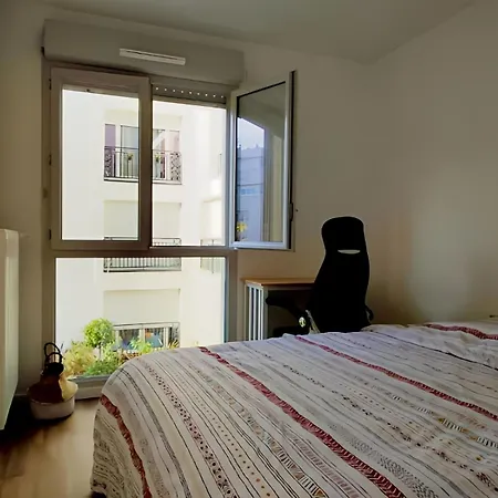 شقة Privee Dans Un Nouvel Partage Pres De Paris Avec Parking Gratuit